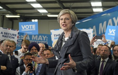 Βρετανία: Οι Συντηρητικοί δεν μπορούν να κερδίσουν την απόλυτη πλειοψηφία