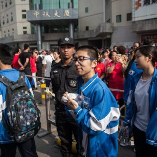 Οι «Πανελλαδικές» αλά κινέζικα