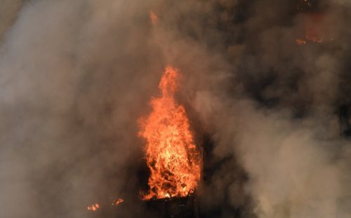 Γαλλία: Πέντε άνθρωποι έχασαν τη ζωή τους από πυρκαγιά σε πολυκατοικία