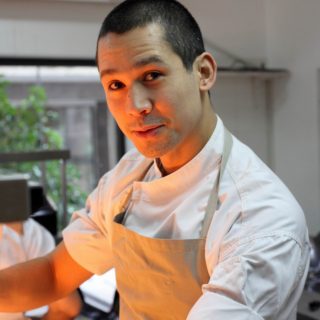 Αντιμετωπίζοντας ψύχραιμα τον Σωτήρη Κοντιζά με 9 λόγους που με κάνουν να τον ξεχωρίζω.