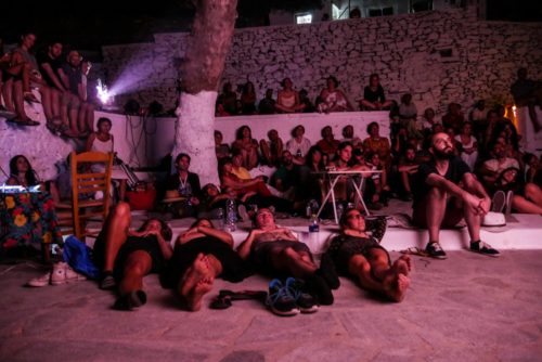 Το 5ο Διεθνές Φεστιβάλ Κινηματογράφου της Σύρου κάνει “Cracking Up” στην καθημερινότητά μας