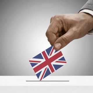 Το Δημοκρατικό Ενωτικό Κόμμα της Βόρειας Ιρλανδίας δεν σχολιάζει τις πληροφορίες ότι συμφώνησε να στηρίξε τη Μέι