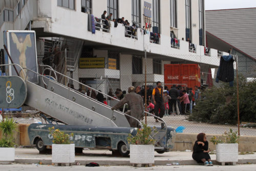Εκκενώνεται αυτή την ώρα το Ελληνικό από πρόσφυγες και μετανάστες