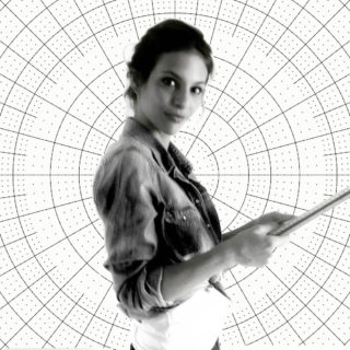 Η Σίσσυ Νικολαΐδη ανάμεσα σε σεμεδάκια και σπαλομπριζόλες