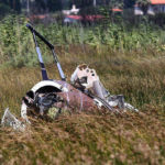 Δυο νεκροί από πτώση ψεκαστικού ελικοπτέρου στον Σχινιά (βίντεο)