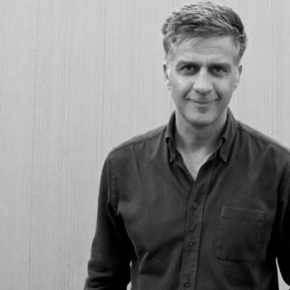 Ρόμουαλντ Κάρμακαρ: «Για τα κοινά ενδιαφέρεται μόνο όποιος νιώθει ότι απειλείται η τσέπη του»