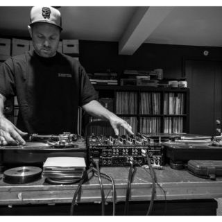 DJ Shadow – The Mountain Has Fallen