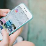 Έφηβη έχασε τη ζωή της όταν έπιασε το κινητό της που φόρτιζε ενώ βρισκόταν στην μπανιέρα