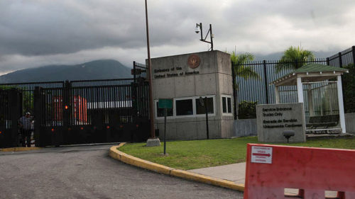 ΗΠΑ: Εντολή σε οικογένειες Αμερικανών διπλωματών να εγκαταλείψουν τη Βενεζουέλα