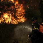 Μάχη με τις φλόγες στον ορεινό όγκο της Ροδόπης