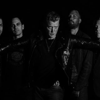 Queens of the Stone Age – Villains