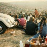 Στις 15 Αυγούστου του 1969 αρχίζει το θρυλικό μουσικό φεστιβάλ του Γούντστοκ