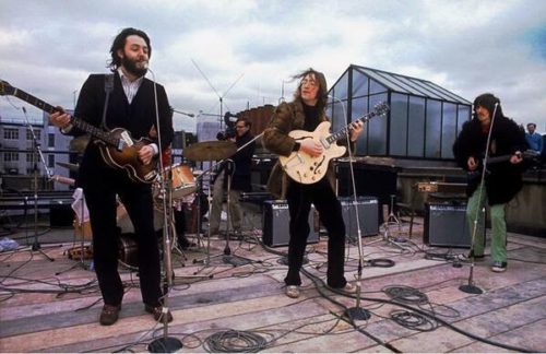 Στις 29 Αυγούστου του 1966 οι Beatles δίνουν τη τελευταία τους συναυλία στο Κάντλστικ Παρκ στην Καλιφόρνια