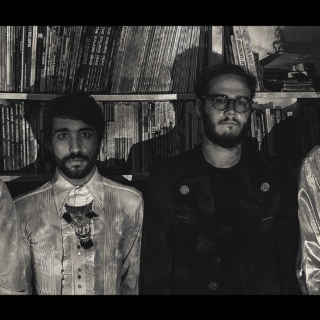 Devamp Javu σημαίνει funk grooves, ψυχεδέλεια και ελληνικός στίχος