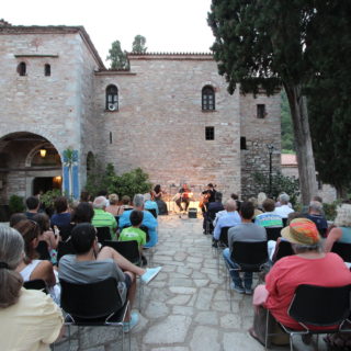 Η Σκιάθος έγινε Αυστρία