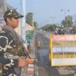 Ινδία: Δικαστήριο καταδίκασε γνωστό γκουρού σε κάθειρξη 10 ετών για βιασμό