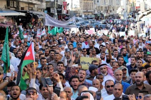 Ιορδανία: Η χώρα καταργεί το νόμο «παντρέψου το βιαστή σου»