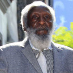 Πέθανε ο κωμικός και ακτιβιστής Ντικ Γκρέγκορι