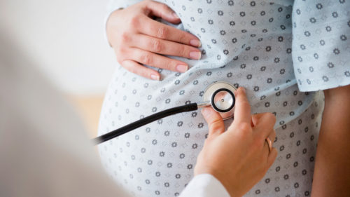 Ψυχολογία: Το άγχος των μητέρων κατα τη διάρκεια της εγκυμοσύνης συνδέεται με αλλαγές στον εγκέφαλο των βρεφών