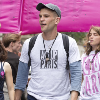 Ο Ρομπέν Καμπιγιό, σκηνοθέτης του σπαρακτικού «120 Χτύποι το Λεπτό», χρωστάει ένα γράμμα στον Πέδρο Αλμοδόβαρ