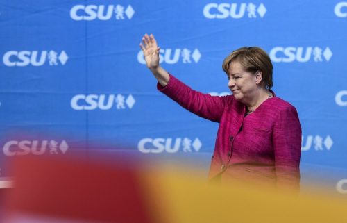 Ένας στους δύο Γερμανούς υπέρ της πρόωρης αποχώρησης της Μέρκελ από την καγκελαρία σύμφωνα με δημοσκόπηση