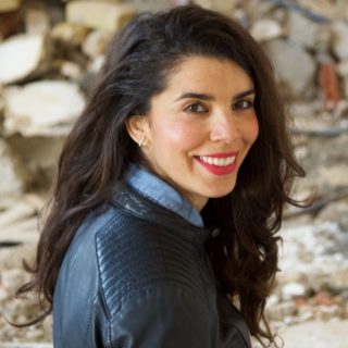 Η Νατάσσα Εξάρχου μεγάλωσε με την «Τζέιν Έιρ» της Σάρλοτ Μπροντέ