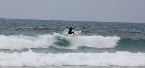 Αυτά είναι τα καλύτερα surf spot στην Ελλάδα!
