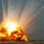 Χιλιάδες εγκαταλείπουν τα σπίτια τους μετά από έκρηξη σε αποθήκη πυρομαχικών στην Ουκρανία