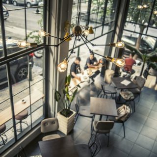 Ένα Flamingo στο Παγκράτι