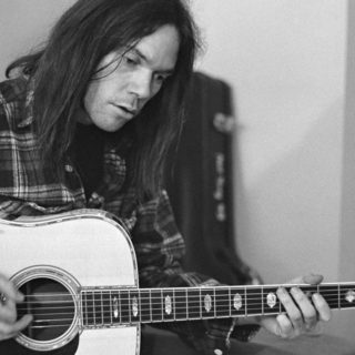 Neil Young – Hitchhiker