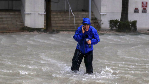 Σε κατάσταση φυσικής καταστροφής η Φλόριντα από τον κυκλώνα Ίρμα