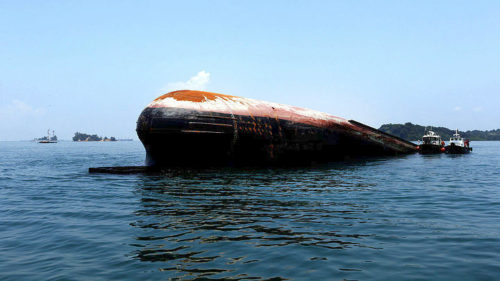 Τουλάχιστον 20 νεκροί από βύθιση πλοίου στην Ινδία