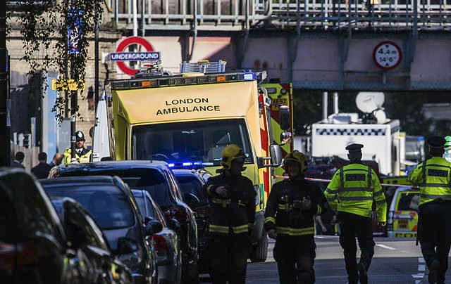 Τρομοκρατικό χτύπημα η έκρηξη στο μετρό του Λονδίνου