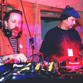 Στο Convenanza Festival ο Andrew Weatherall Μετατρέπει Κάθε Χρόνο Ακροατές σε Πιστούς
