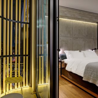 Ένα κτίριο του μεσοπολέμου στην Πατριάρχου Ιωακείμ μετατράπηκε σε ξενοδοχείο και μαζεύει βραβεία