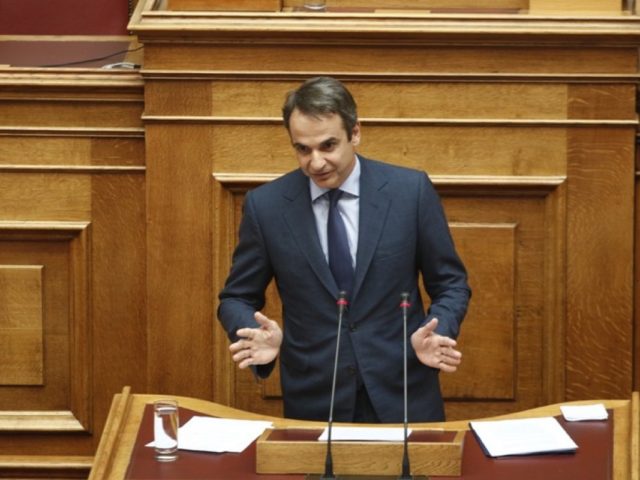 Ο Κυριάκος Μητσοτάκης αφηγήθηκε ιστορία νεαρού που του είπε εξωγήινος να αλλάξει φύλο