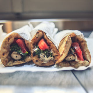 To σουβλάκι του Κώστα είναι ένας ύμνος στην ποιότητα