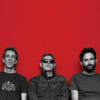 Ο Παύλος Παυλίδης και οι B-movies τον Νοέμβριο στον Σταυρό του Νότου