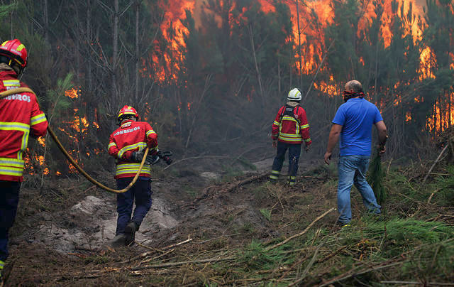 Τριήμερο εθνικό πένθος στην Πορτογαλία