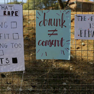 Οι Γαλλίδες κατονομάζουν και εξευτελίζουν όσους τις παρενοχλούν