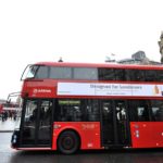 Με κόκκους καφέ θα κινούνται πλέον τα κόκκινα λεωφορεία του Λονδίνου