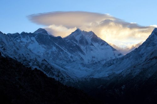 Ορειβασία-Κίνα: Τέλος και οι αναρριχήσεις στο Έβερεστ