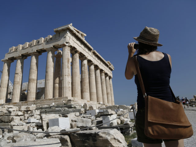 Αυτά είναι τα 10 κορυφαία μέρη που πρέπει να επισκεφθεί κανείς στην Ελλάδα σύμφωνα με το Forbes