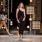 Κίνα: Αναποδιές στο ντεφιλέ της Victoria’s Secret στη Σανγκάη