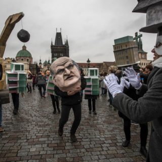 Οι εορτασμοί για την 28η επέτειο της «Βελούδινης Επανάστασης»