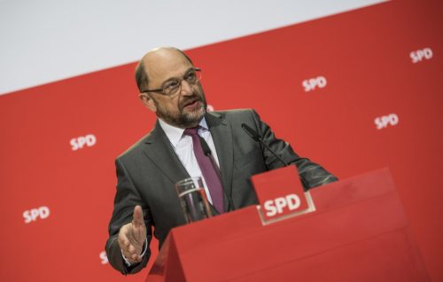 Σοσιαλδημοκράτες προς Μέρκελ: Τα μέλη μας πρέπει να πεισθούν