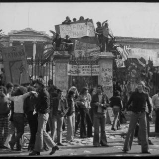 Εδώ Πολυτεχνείο, του Γιώργου Σαραντή