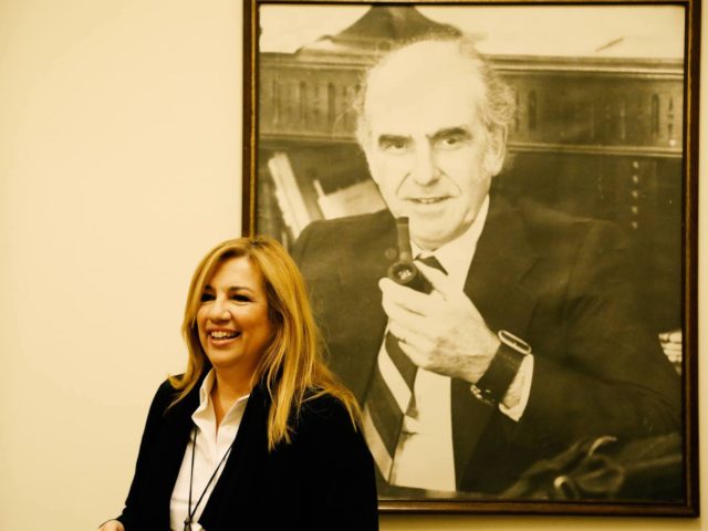 Xρειαζόταν τόση Κεντροαριστερή Φασαρία για να καταλήξουμε πάλι ότι «Όλοι ΠΑΣΟΚ Είμαστε…»;