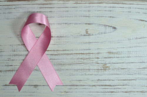 Θεσσαλονίκη: Τι πρέπει να κάνει κάθε γυναίκα για την πρόληψη και έγκαιρη διάγνωση του καρκίνου του μαστού.
