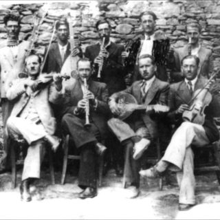 10 ρεμπέτικα που αξίζει να χτίσεις μουσείο γι’ αυτά